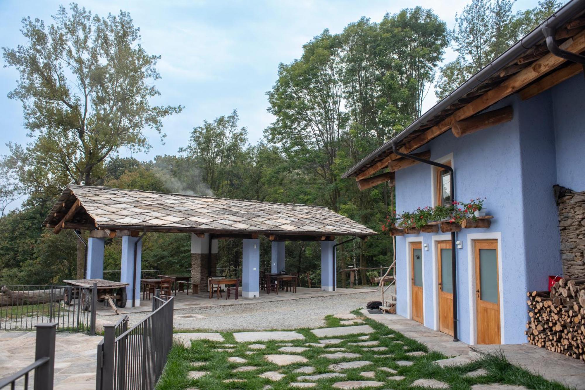 Agribenessere Agli Abatti Barge Екстериор снимка